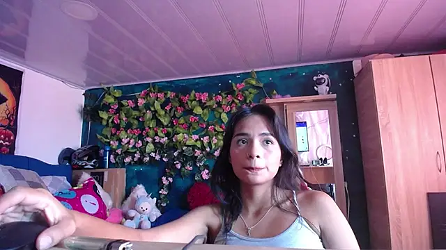 Samara Beltran online show from February 21, 9:43 pm