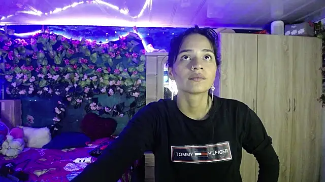 Samara Beltran online show from February 22, 3:34 am