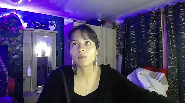 Samara Beltran online show from February 23, 4:39 am