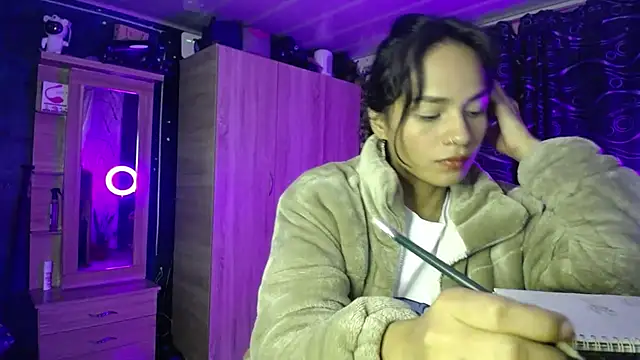 Samara Beltran online show from March 3, 9:55 am
