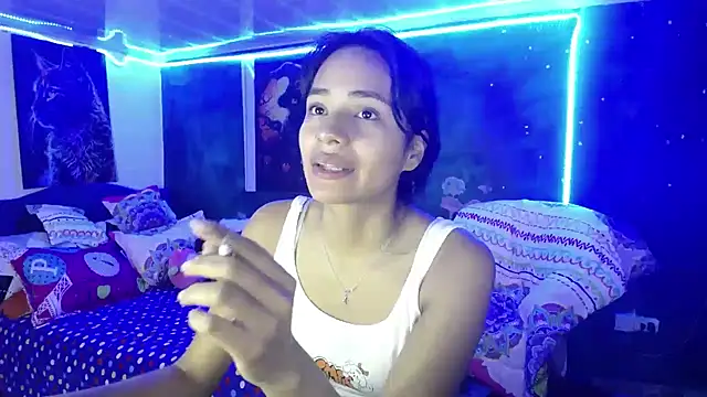 Samara Beltran online show from March 22, 3:30 am