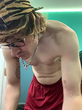 Snapshot of TheGAPEgatsby92 chatting on February 28, 10:55 pm TheGAPEgatsby92 online show from February 28, 10:55 pm