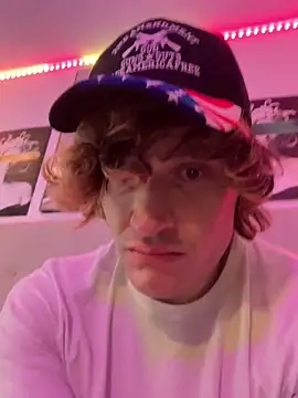 Snapshot of TheGAPEgatsby92 chatting on April 3, 11:47 pm TheGAPEgatsby92 online show from April 3, 11:47 pm