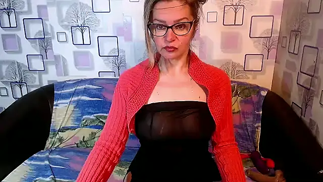 milfsexy online show from December 5, 12:55 pm