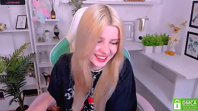 Grace and  Jacob online show from March 8, 2:12 am