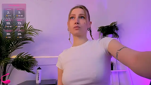 Snapshot of Jess_Anders_ chatting on November 26, 6:25 am Jess Anders online show from November 26, 6:25 am