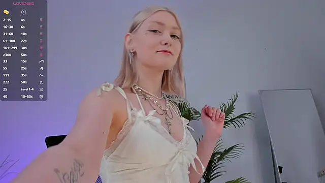  Rude Girl  online show from March 21, 2:51 pm