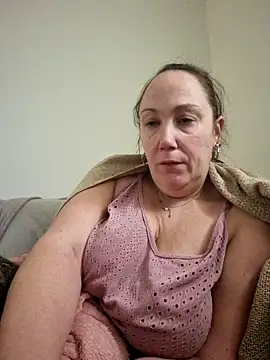 Wisie Cutie online show from January 12, 3:03 pm