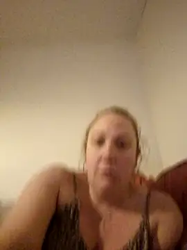 Wisie Cutie online show from February 6, 11:04 pm