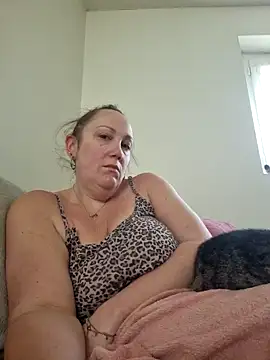 Wisie Cutie online show from March 13, 4:01 pm