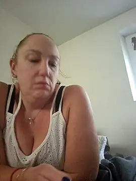 Wisie Cutie online show from November 3, 3:24 pm