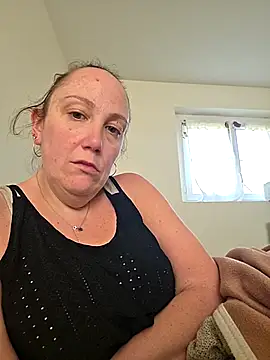 Snapshot of Wisie_Cutie chatting on March 19, 4:00 pm Wisie Cutie online show from March 19, 4:00 pm