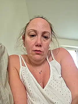 Snapshot of Wisie_Cutie chatting on March 26, 11:38 am Wisie Cutie online show from March 26, 11:38 am