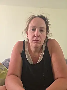 Wisie Cutie online show from June 14, 5:15 pm