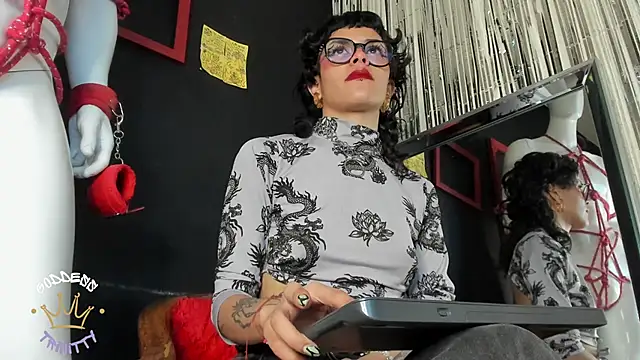 trinitty online show from December 5, 4:36 pm