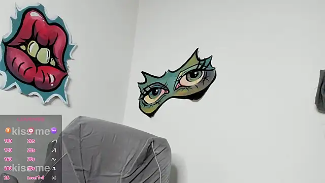 Snapshot of trinitty chatting on March 26, 10:59 pm trinitty online show from March 26, 10:59 pm