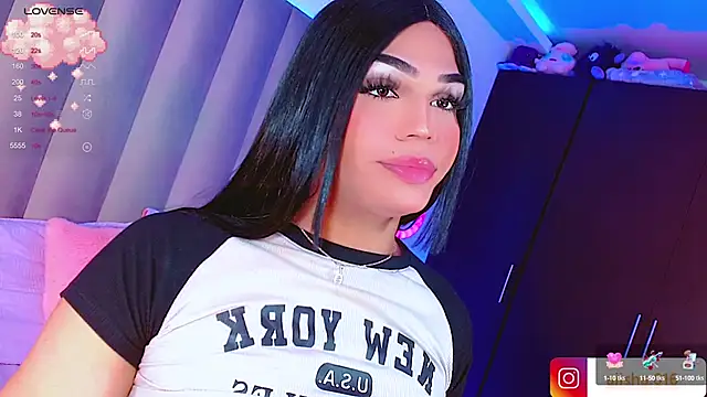 AiishaRose online show from December 14, 4:09 pm