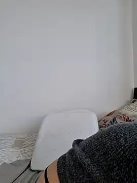 sara-lauren online show from December 20, 8:55 pm