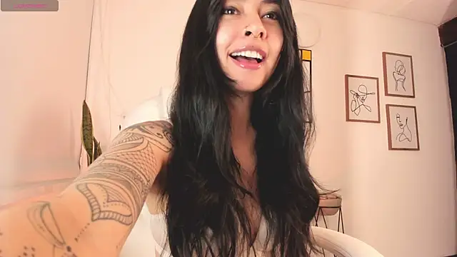 sara-lauren online show from January 23, 12:46 am