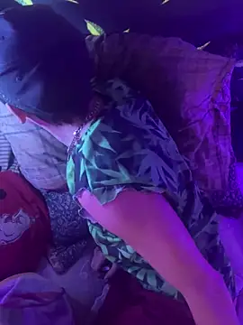 bugboy online show from February 25, 9:24 pm