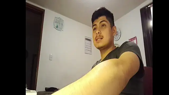 SexyBoyRogerz online show from February 5, 12:10 am