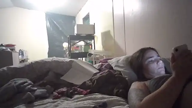 Emma-Rae online show from April 16, 6:25 am