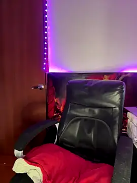 salome polaniiee online show from October 8, 6:22 am