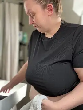 BBW Nora online show from March 14, 11:34 am