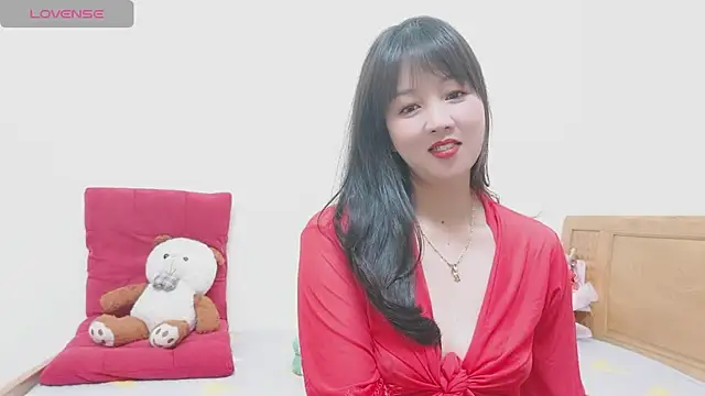 Holygirlsweet777 online show from February 13, 10:44 am