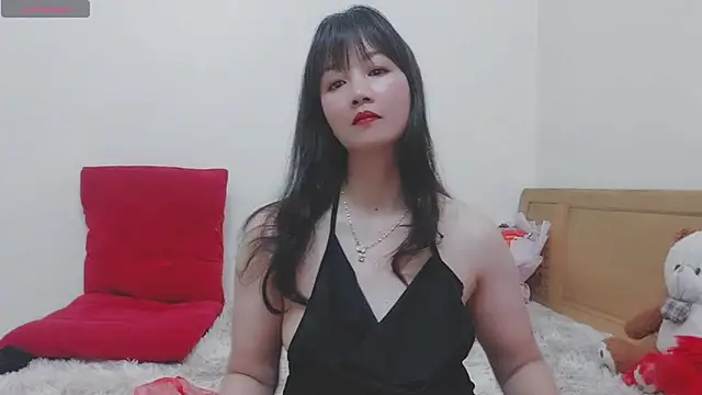 Holygirlsweet777 online show from February 18, 9:54 am