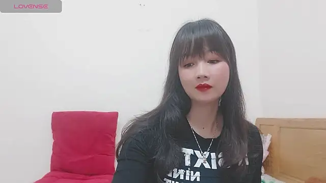 Holygirlsweet777 online show from February 20, 1:14 am
