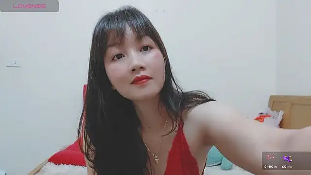 Holygirlsweet777 online show from March 4, 8:57 am