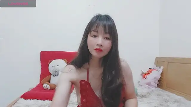 Holygirlsweet777 online show from March 12, 1:25 am