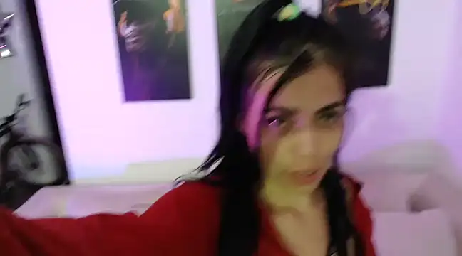 i am nina  online show from December 19, 4:23 am
