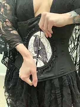 MissCumberdale online show from September 13, 5:24 pm