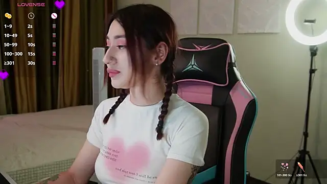 Fiona-Love online show from August 1, 5:23 pm