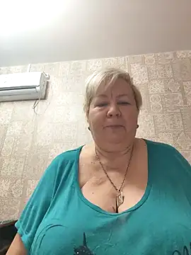 EffectFiona online show from December 14, 12:12 pm