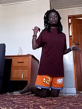 Snapshot of Prettybecs chatting on January 18, 4:59 am Prettybecs online show from January 18, 4:59 am