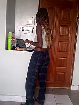 Snapshot of Prettybecs chatting on October 16, 6:25 am Prettybecs online show from October 16, 6:25 am