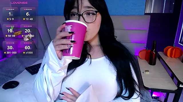 Miss Loise online show from September 28, 10:37 pm