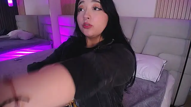 Miss Loise online show from December 3, 3:36 am