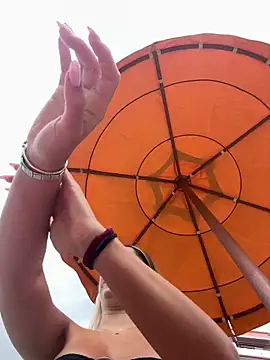 Snapshot of BritneyDimond chatting on December 30, 1:47 pm BritneyDimond online show from December 30, 1:47 pm