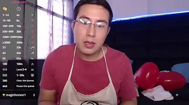 andrewmhilton  online show from February 18, 6:26 pm