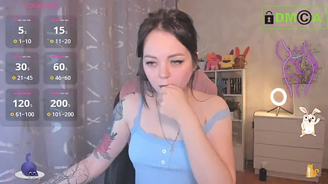 Snapshot of AnnyHoney_ chatting on October 16, 11:11 am AnnyHoney online show from October 16, 11:11 am