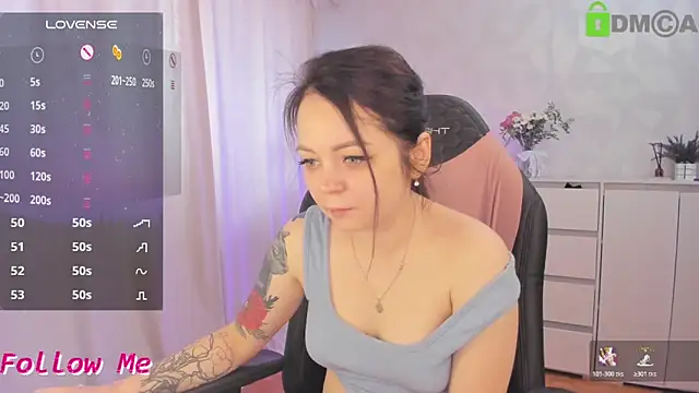 AnnyHoney  online show from April 24, 10:28 am