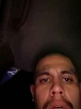 Snapshot of Stomps33 chatting on December 22, 11:41 pm Stomps33 online show from December 22, 11:41 pm