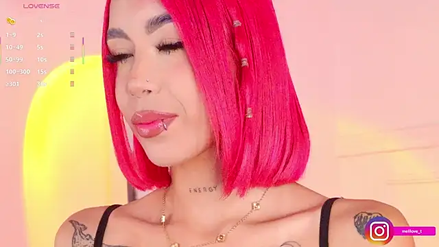 Mely-taylor online show from November 9, 8:18 pm