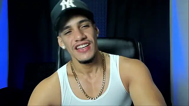 jhonnysnow17 online show from October 12, 12:20 am