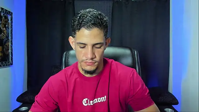 jhonnysnow17 online show from February 22, 11:25 pm