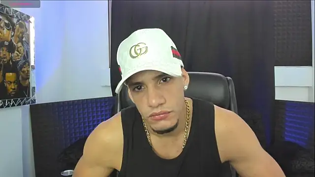 jhonnysnow17 online show from June 20, 11:07 pm